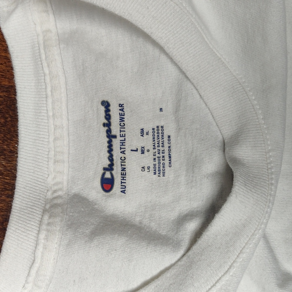Used men's Champion T-shirt size Large - Picture 3 of 4